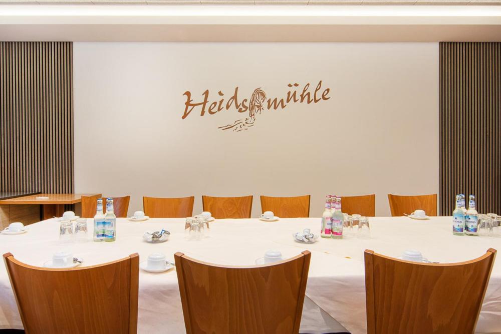 Heidsmuehle Hotel Мандершайд Екстериор снимка